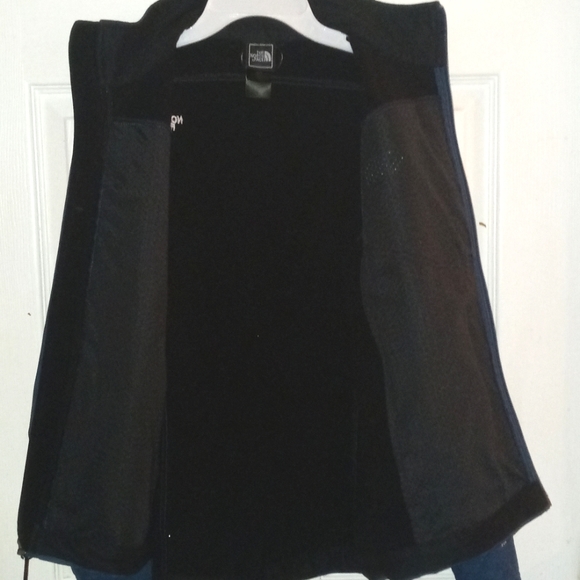 The North Face Apex Winter Coat - Picture 6 of 13